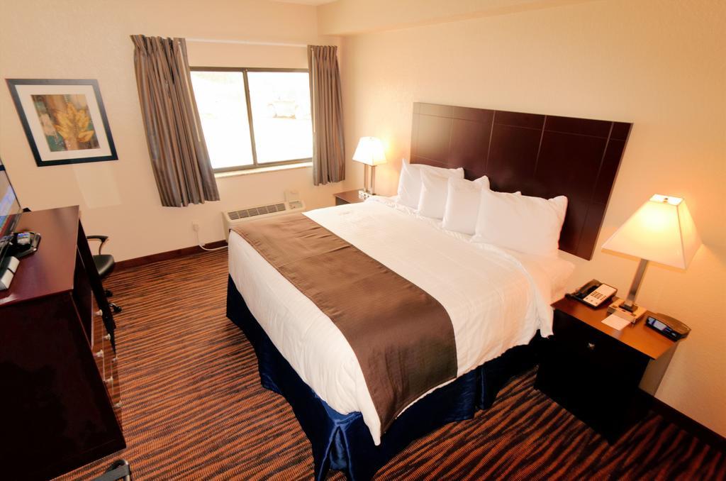 Cobblestone Inn & Suites - Denison | Oak Ridge Quarto foto