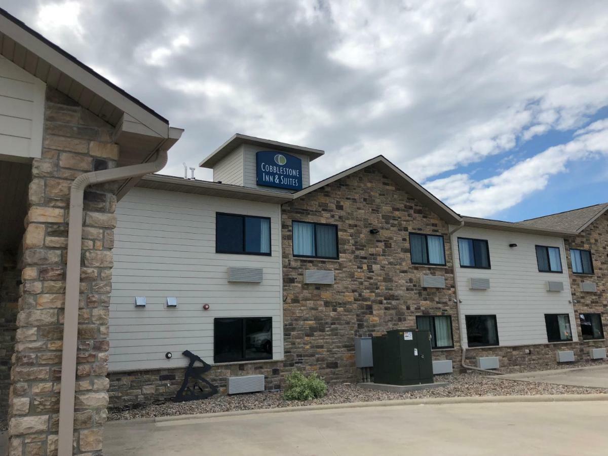 Cobblestone Inn & Suites - Denison | Oak Ridge Exterior foto